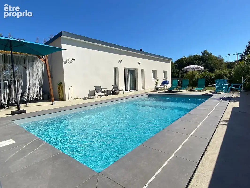 Charmante maison contemporaine de plain-pied avec piscine à Languidic - photo 2