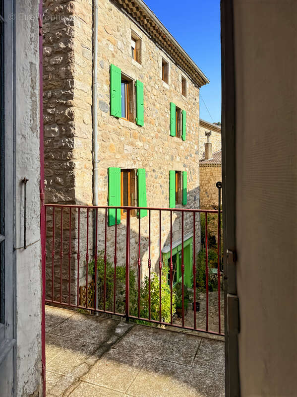 Maison à ANTRAIGUES-SUR-VOLANE