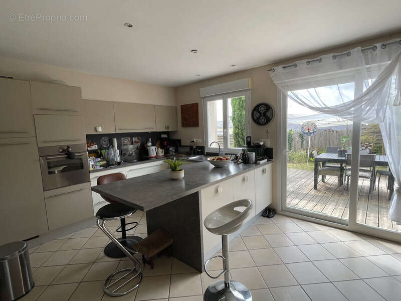 St hilaire st florent maison 3 chambres de plain pied sur parcelle de 848m2 de terrain arbore clos - photo 20