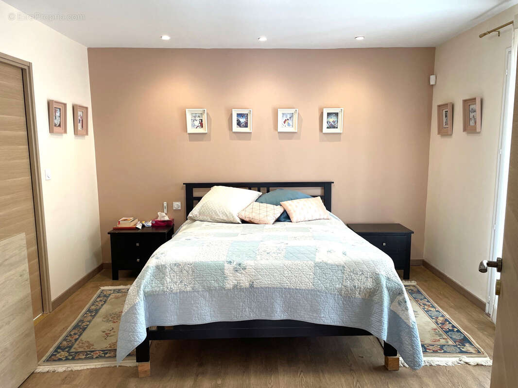 Maison à VILLENEUVE-DE-LA-RAHO