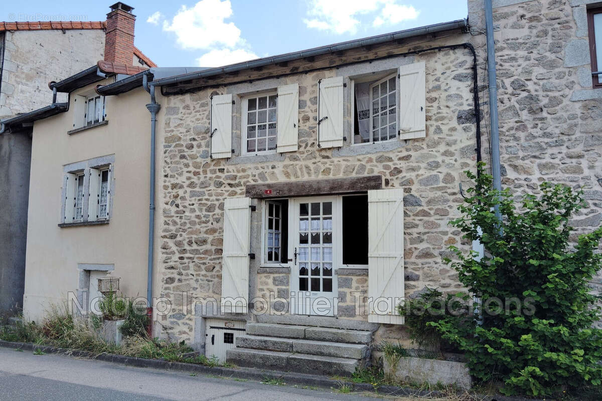 Maison à SAINT-NICOLAS-DES-BIEFS