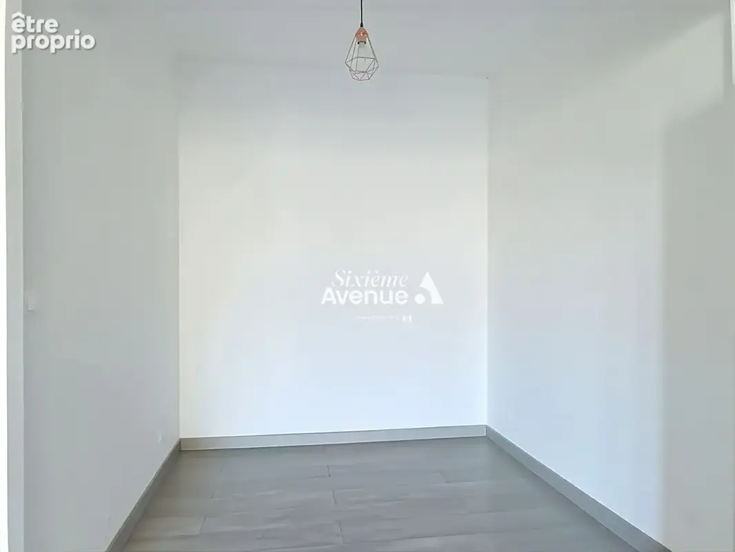 Studio de 27 m² avec une cave - RESIDENCE SENIORS - photo 5