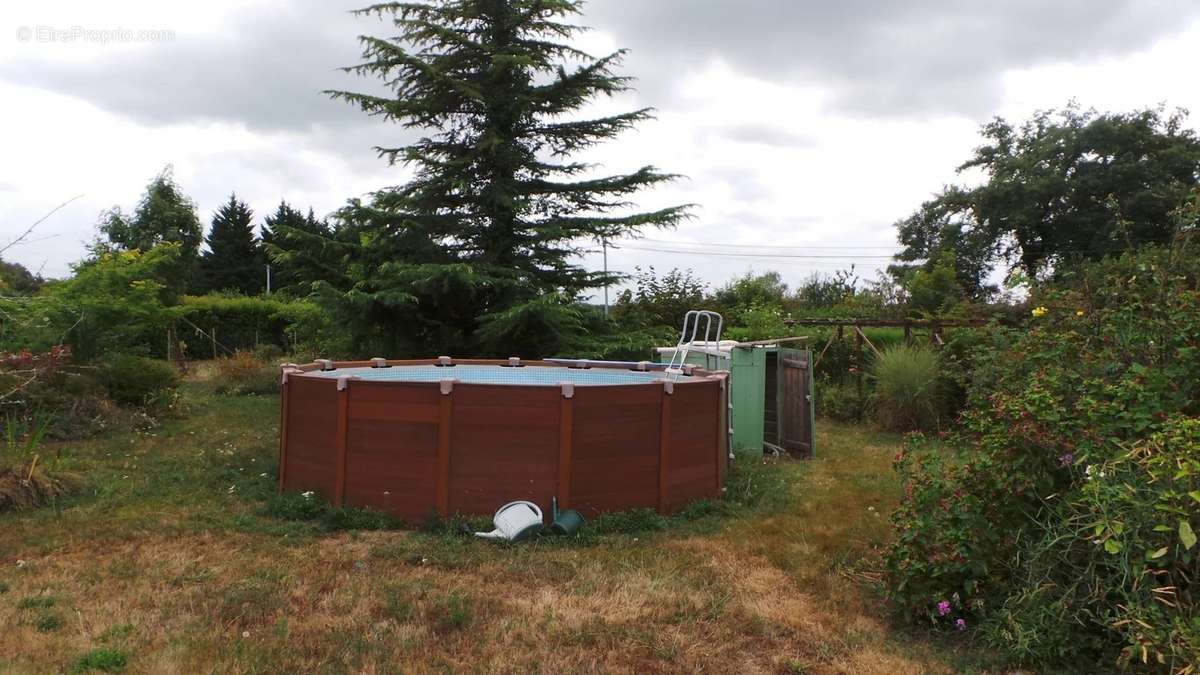 Maison à CASTELNAU-RIVIERE-BASSE