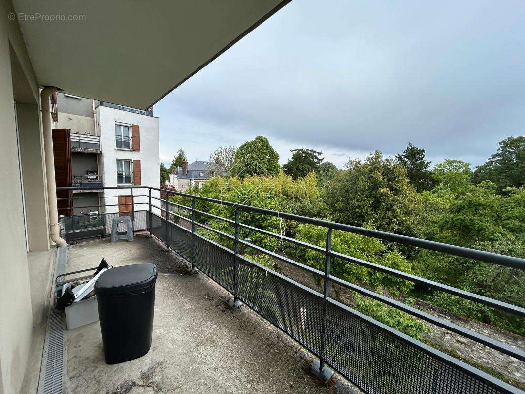 Appartement à ROSNY-SUR-SEINE