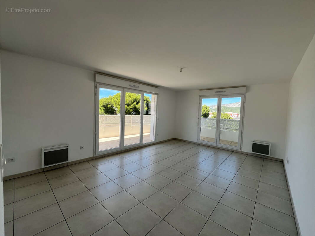 Rare à la vente T5 dans une résidence récente - photo 3