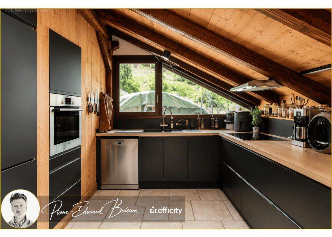 Maison 165 m² à Saint-Gervais-Les-Bains  - photo 11