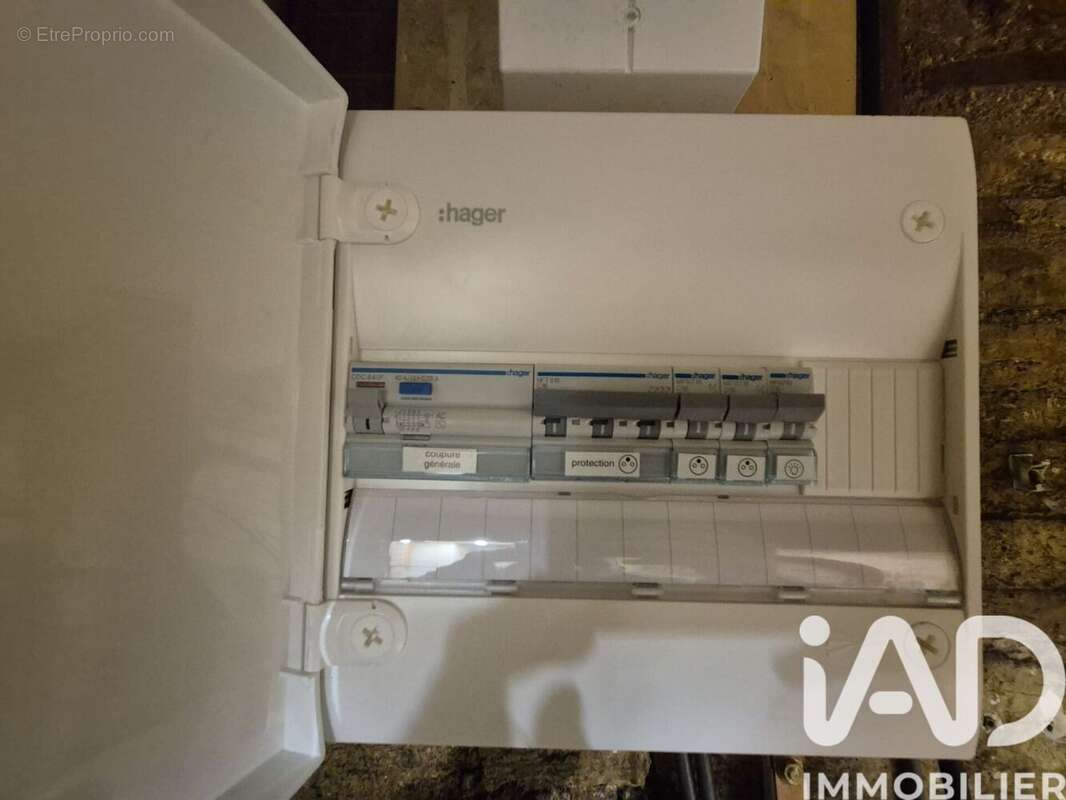 Photo 4 - Commerce à TROYES