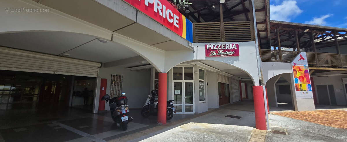 Commerce à SCHOELCHER