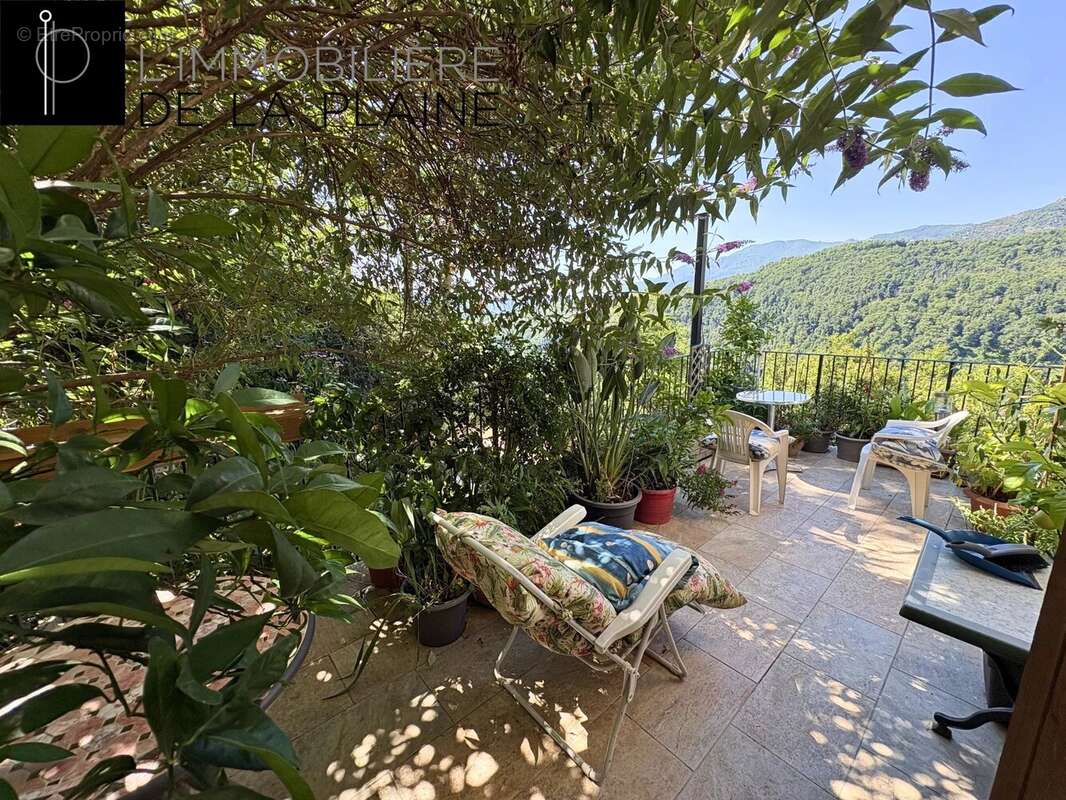 A vendre - Maison T4 avec grand terrain à Croce - photo 9