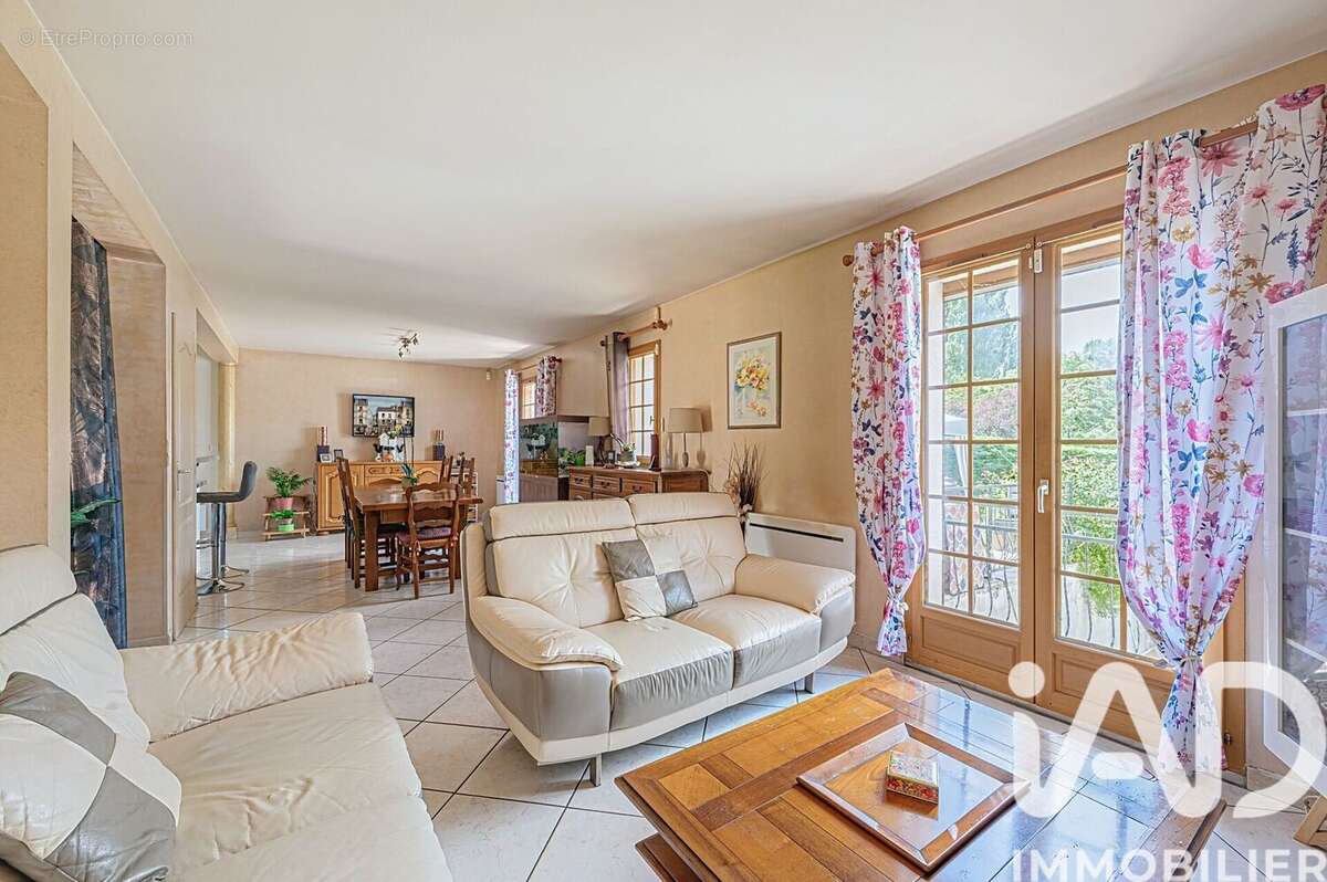 Photo 2 - Maison à VILLEVAUDE