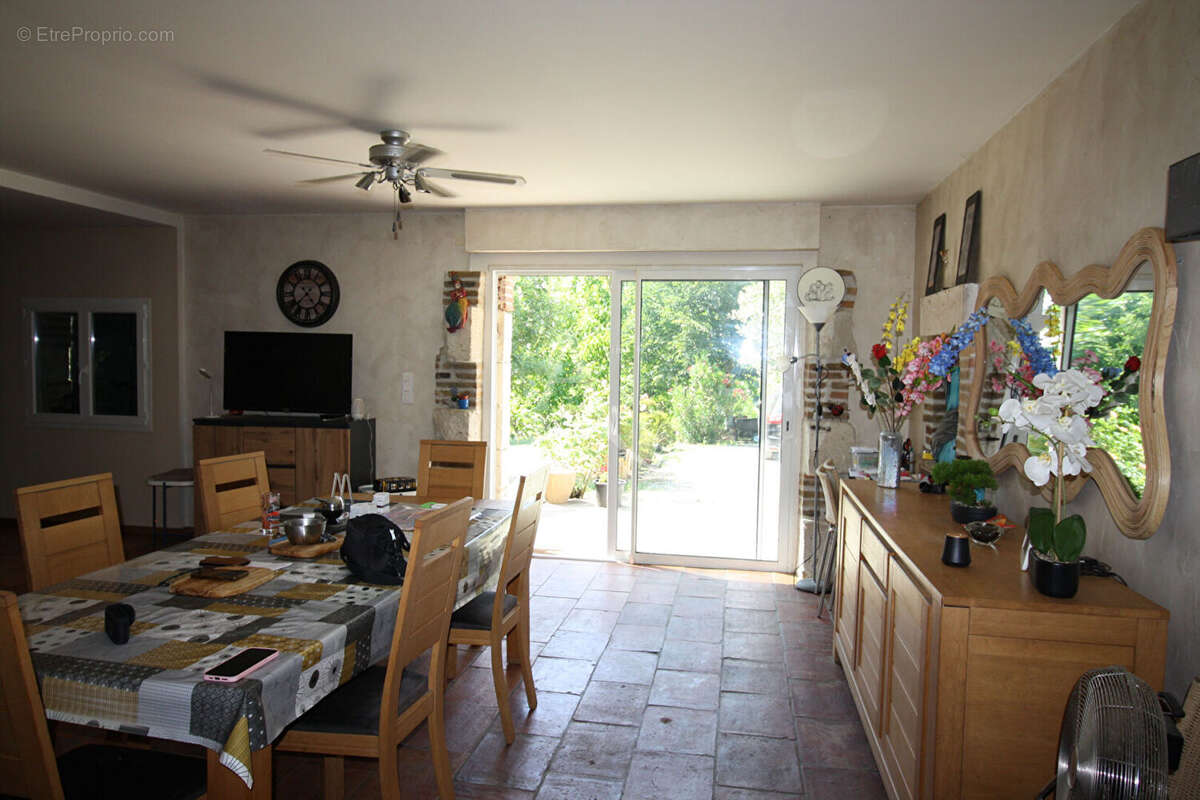 Maison Montesquieu 6 pièce(s) 213.55 m2 - photo 6
