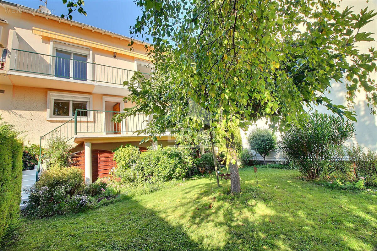 Maison à CLERMONT-FERRAND