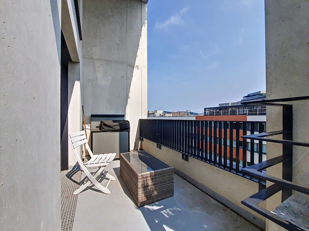 Appartement à LYON-7E