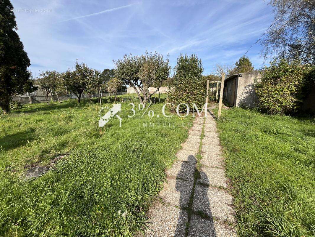 Maison à SAINT-MALO-DE-GUERSAC