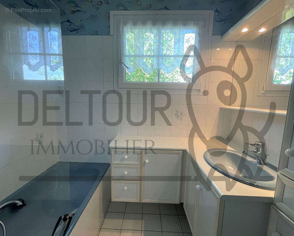 Appartement à FAREMOUTIERS