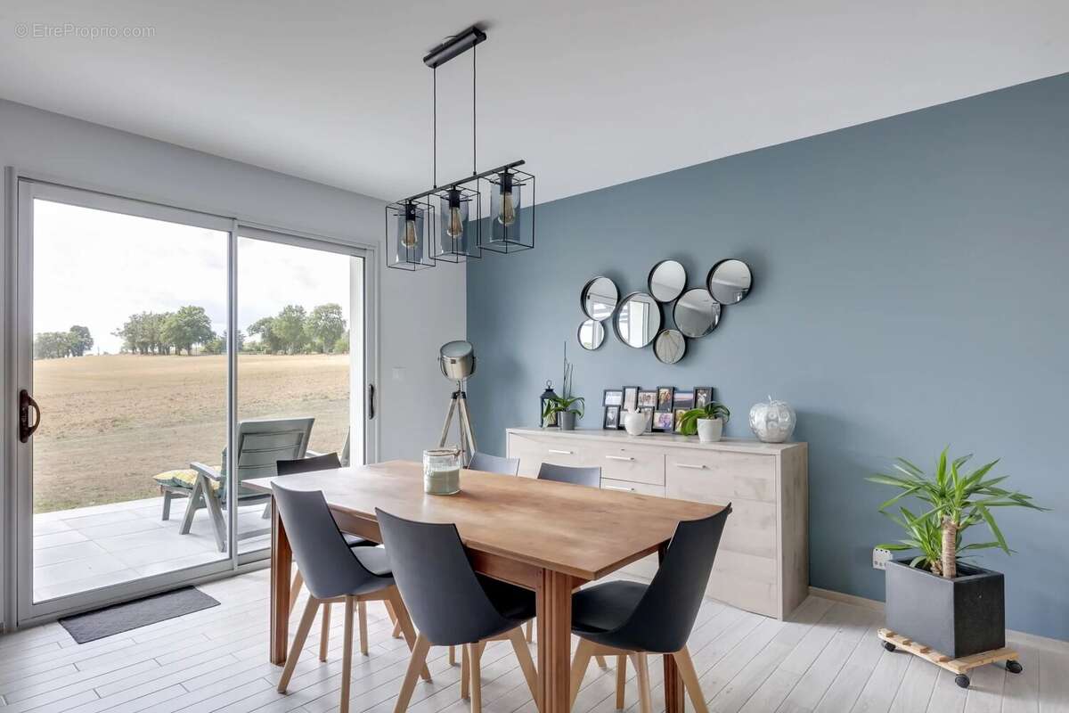 Maison à PUGET-SUR-ARGENS