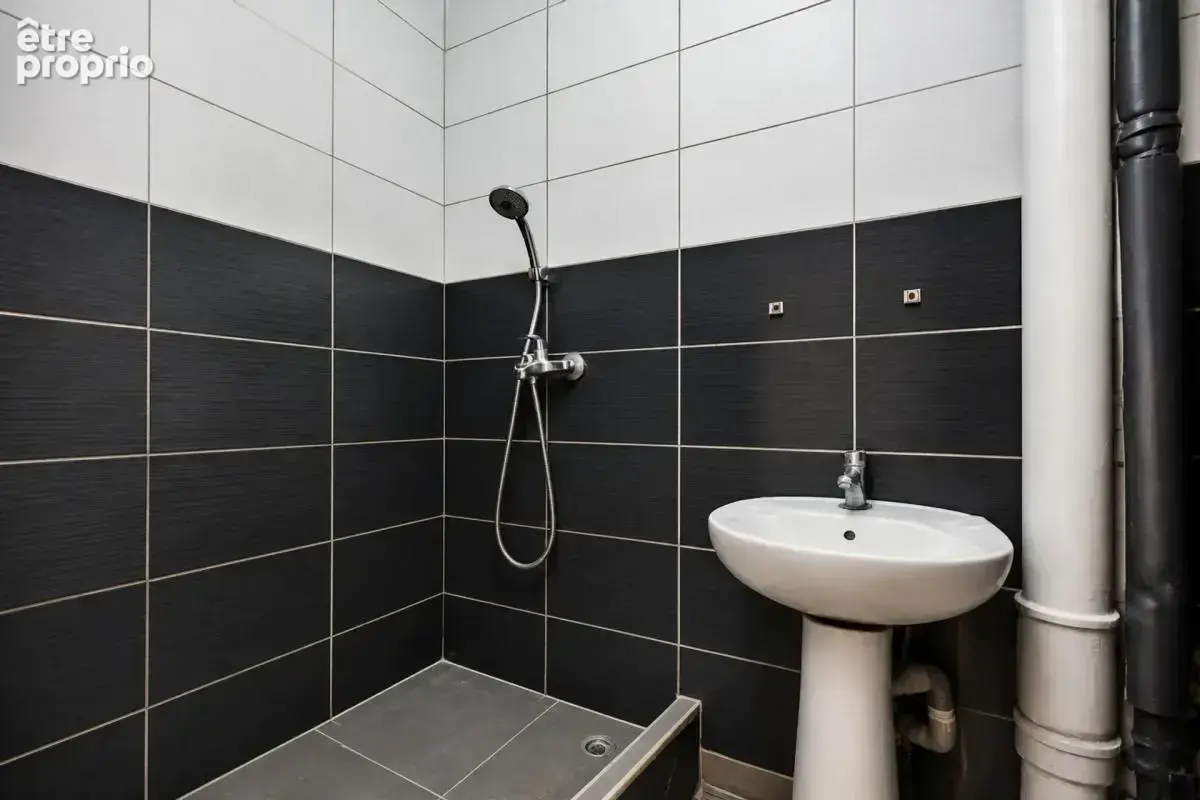 Appartement de 3 pièces de 50 m² à Aubervilliers - photo 11