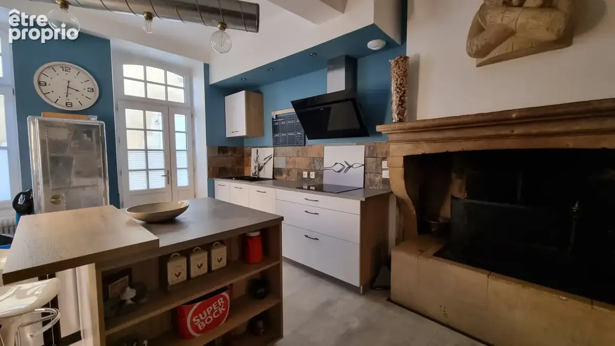 Maison de ville rénovée avec goût   200 m2 au cœur de la cité - photo 4