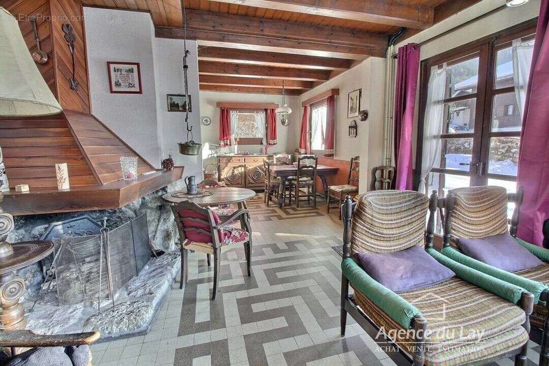 Maison à LES CONTAMINES-MONTJOIE