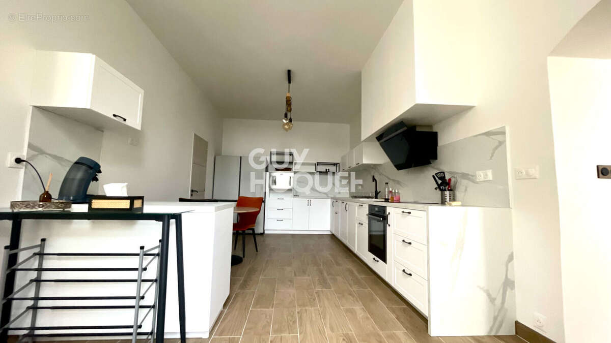 Maison à GONDREVILLE