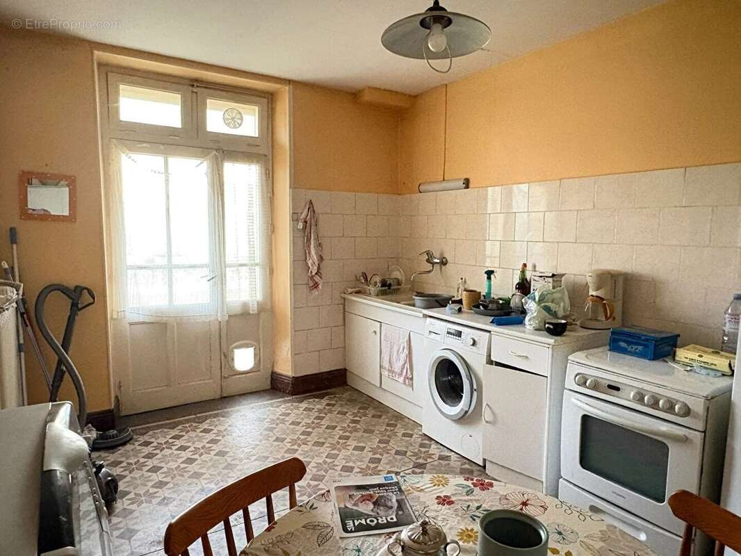 Maison à BOURG-DE-PEAGE