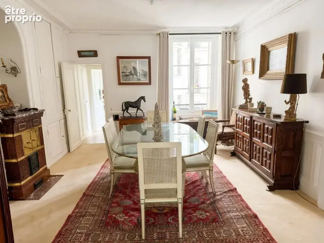 A vendre - Élégant appartement traversant de 113 m² – Paris 7e – Rue de Bourgogne - photo 5