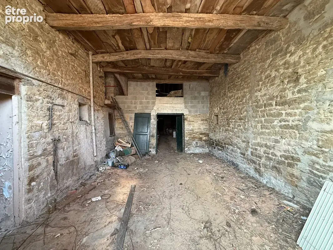 Maison de village à réhabiliter - photo 2