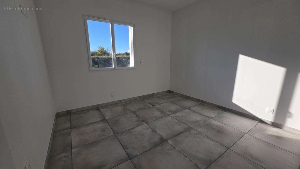 Maison à SAINT-NIZIER-LE-DESERT