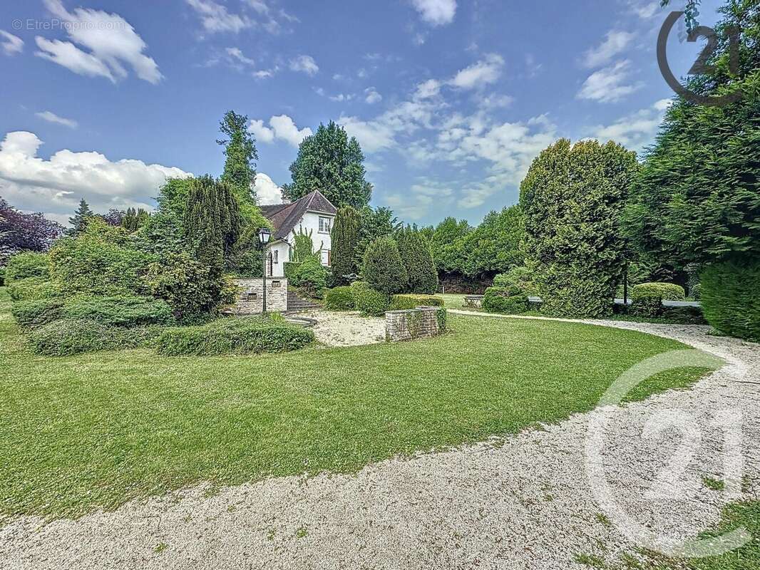 Maison à ROSIERES-PRES-TROYES