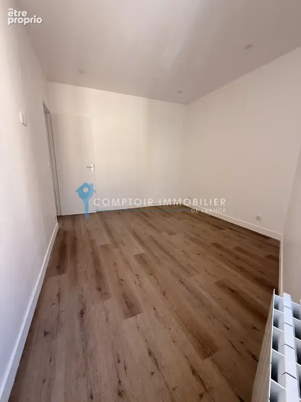 07 - vals les bains - appartement t3 dans immeuble renove - photo 7