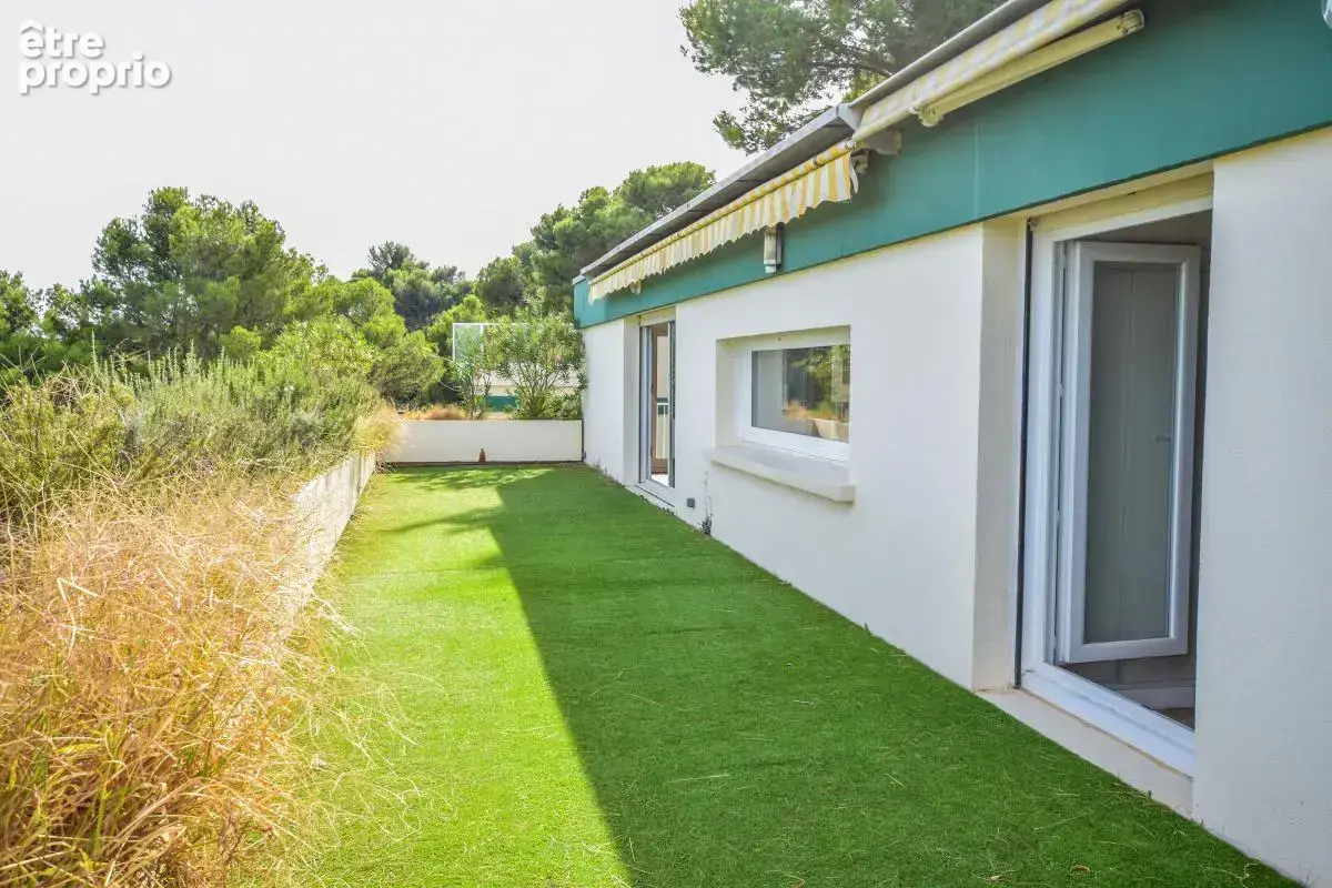 Appartement, trois chambres, grande terrasse, avec vue exceptionnelle à Villeneuve-lès-Avignon - photo 4