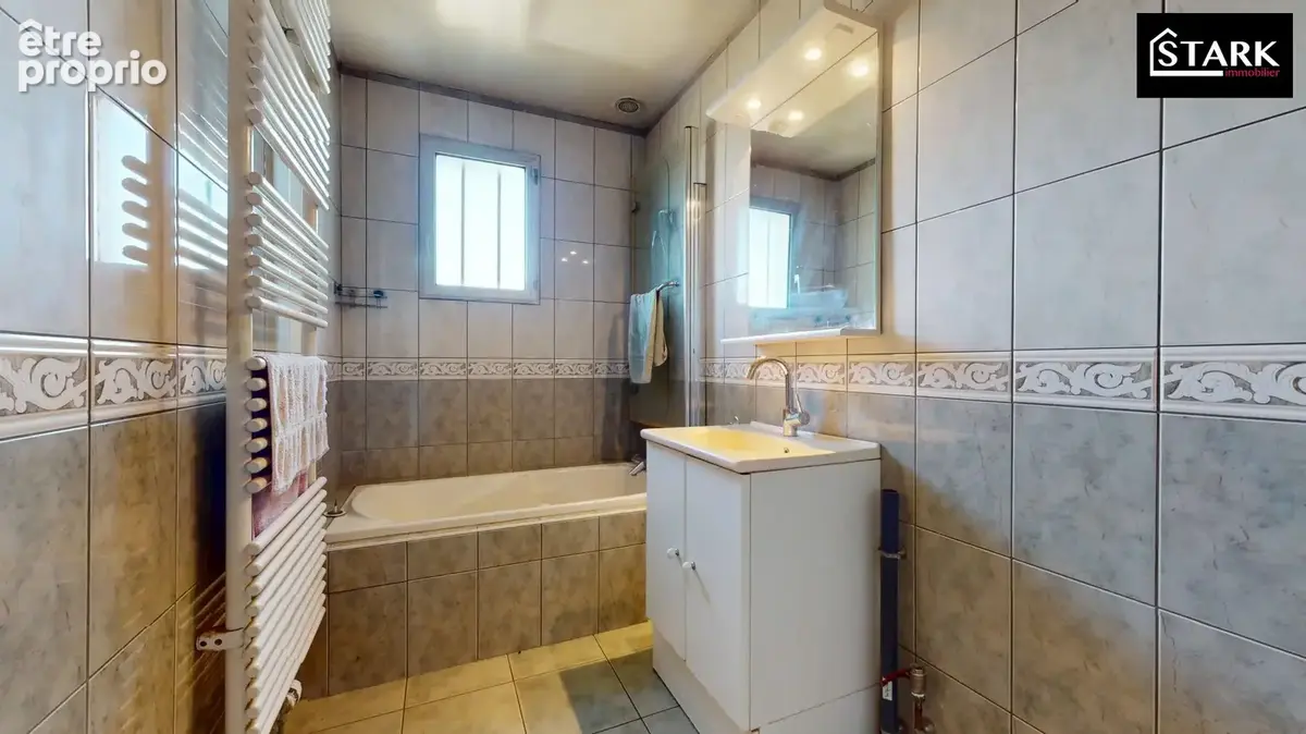 Maison 92 m² à Bourogne  - photo 9