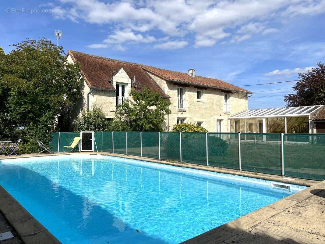 Maison à RILLY-SUR-VIENNE