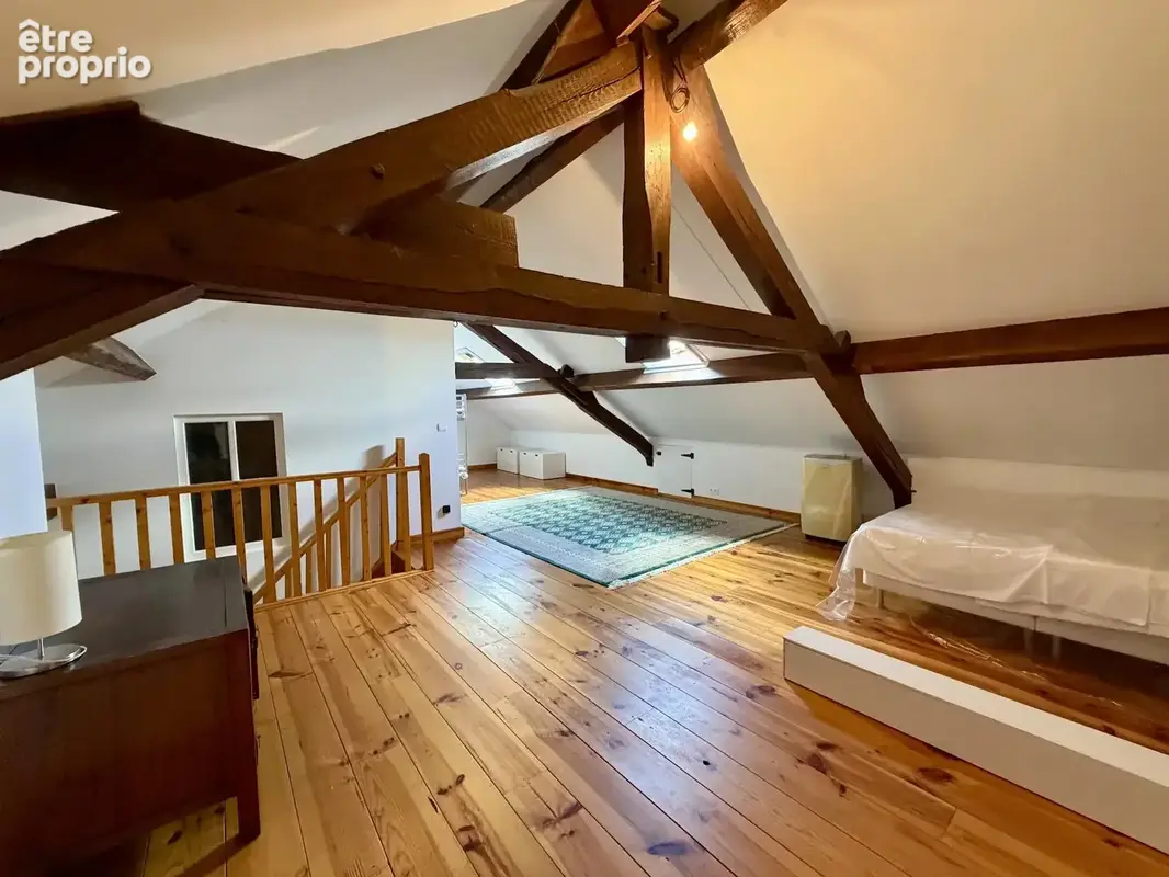 Grand ensemble, entièrement isolé avec 1,4 hectare à vendre près de Remilly - photo 30