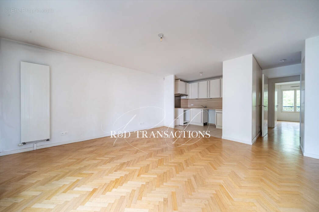 Appartement à SURESNES