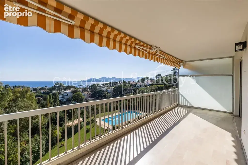 Cannes Croix des Gardes, appartement avec terrasse et vue panoramique sur la Méditerranée - photo 2