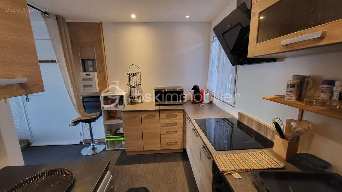 Station de Laye : Studio meublé -  Vue Exceptionnelle - Idéal Pied-à-terre ou Investissement ! - photo 5