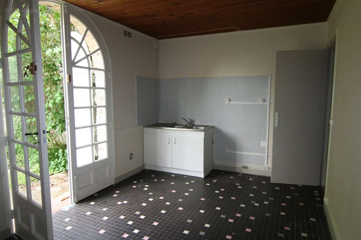 Appartement à BRIIS-SOUS-FORGES
