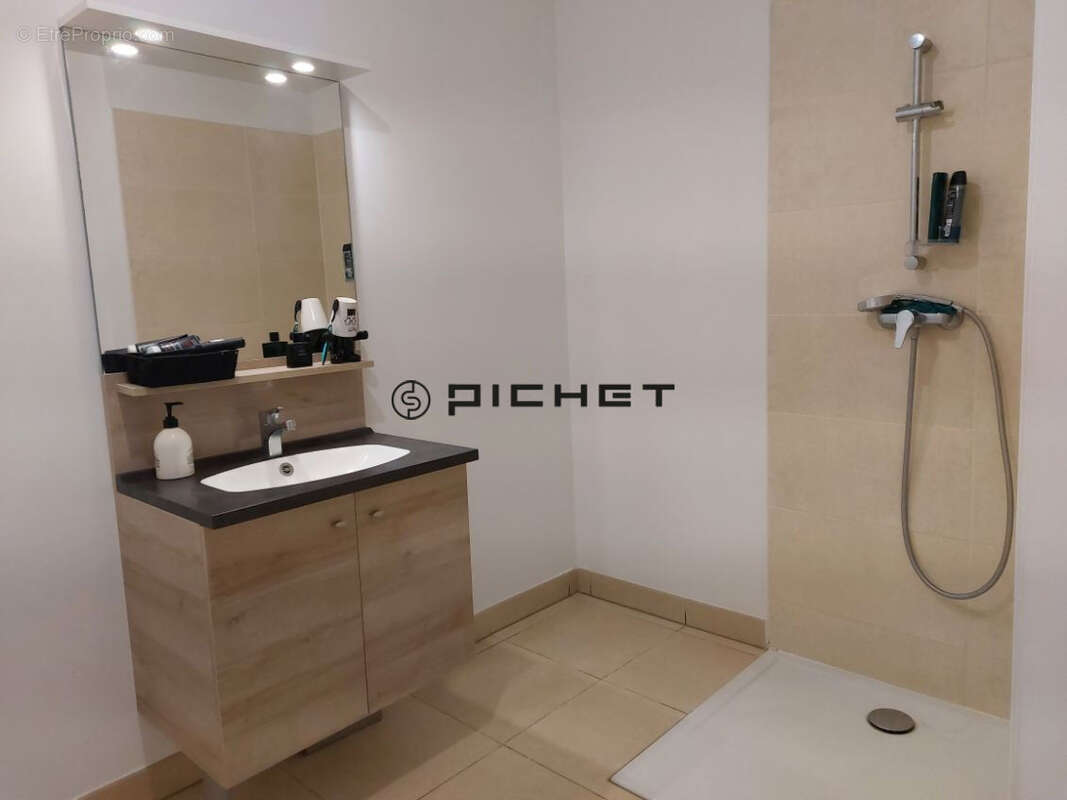 Appartement à ARLES