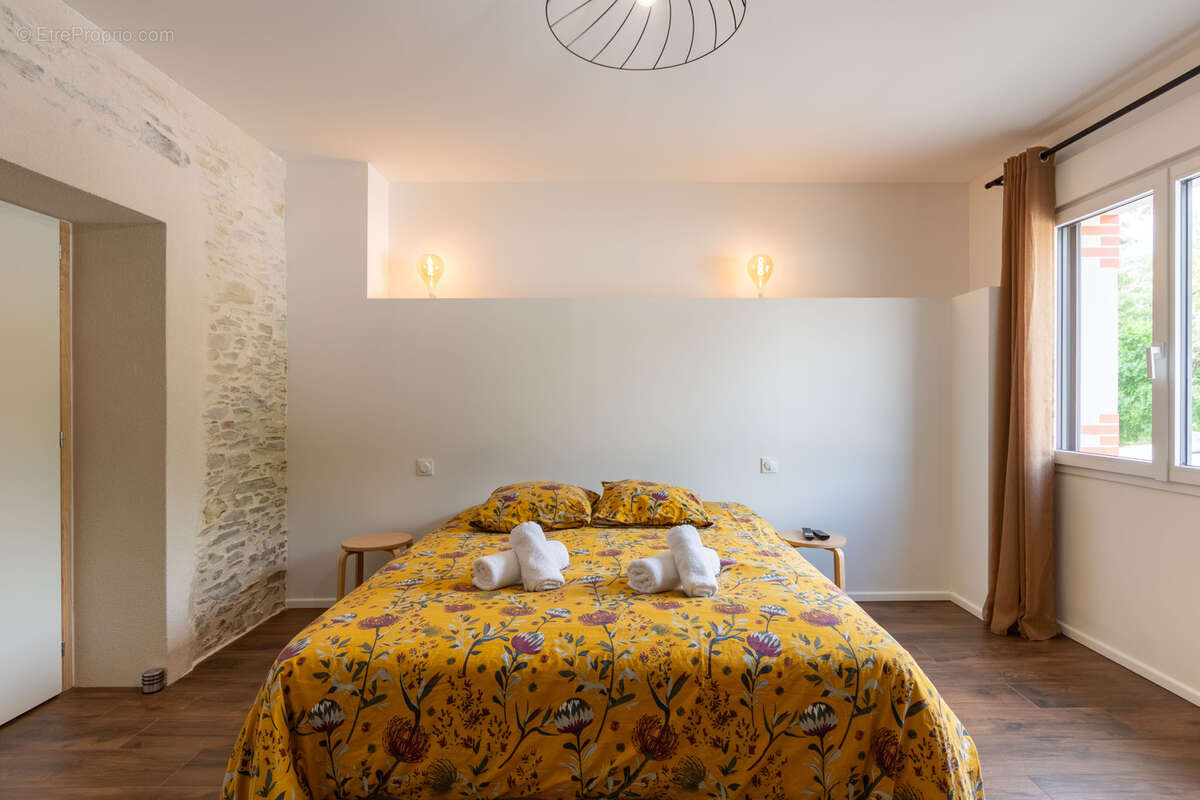 Maison à TALMONT-SAINT-HILAIRE