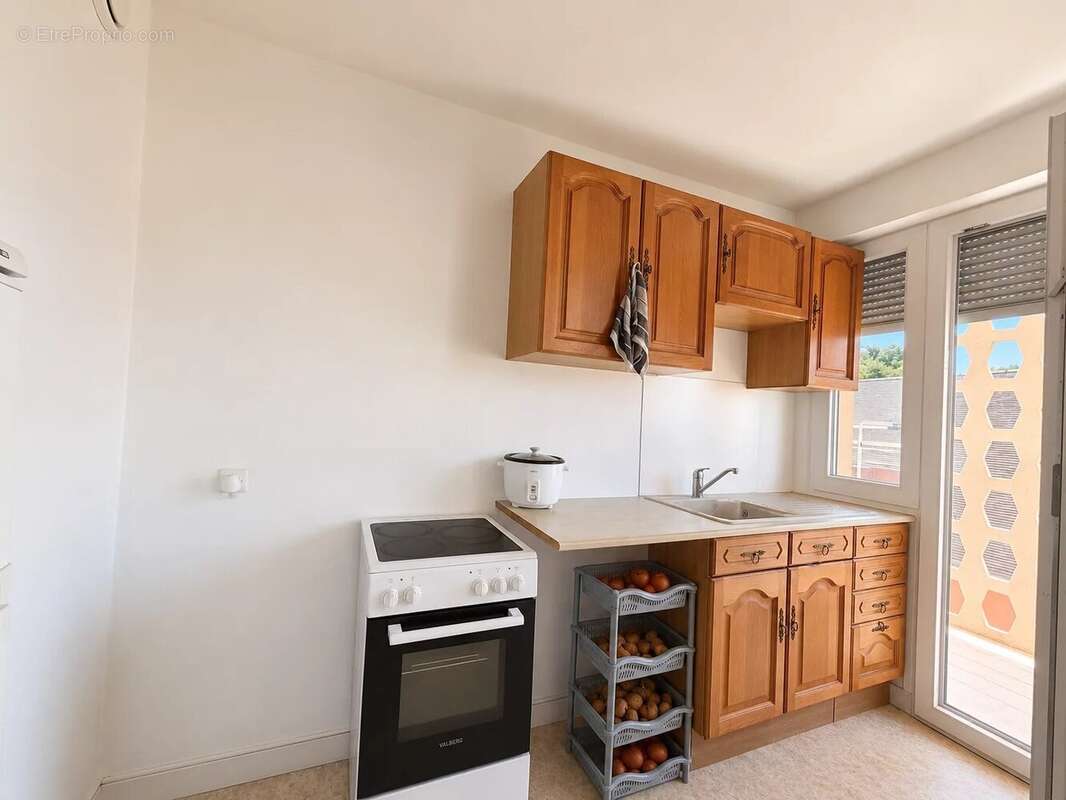 Appartement F1 de 33 m² avec cave, situé dans une résidence sécurisée - photo 2