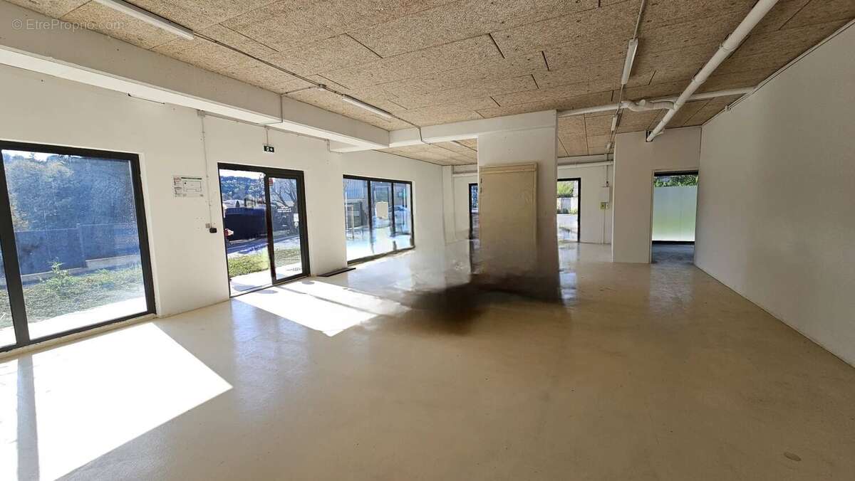 Commerce à LE BEAUSSET