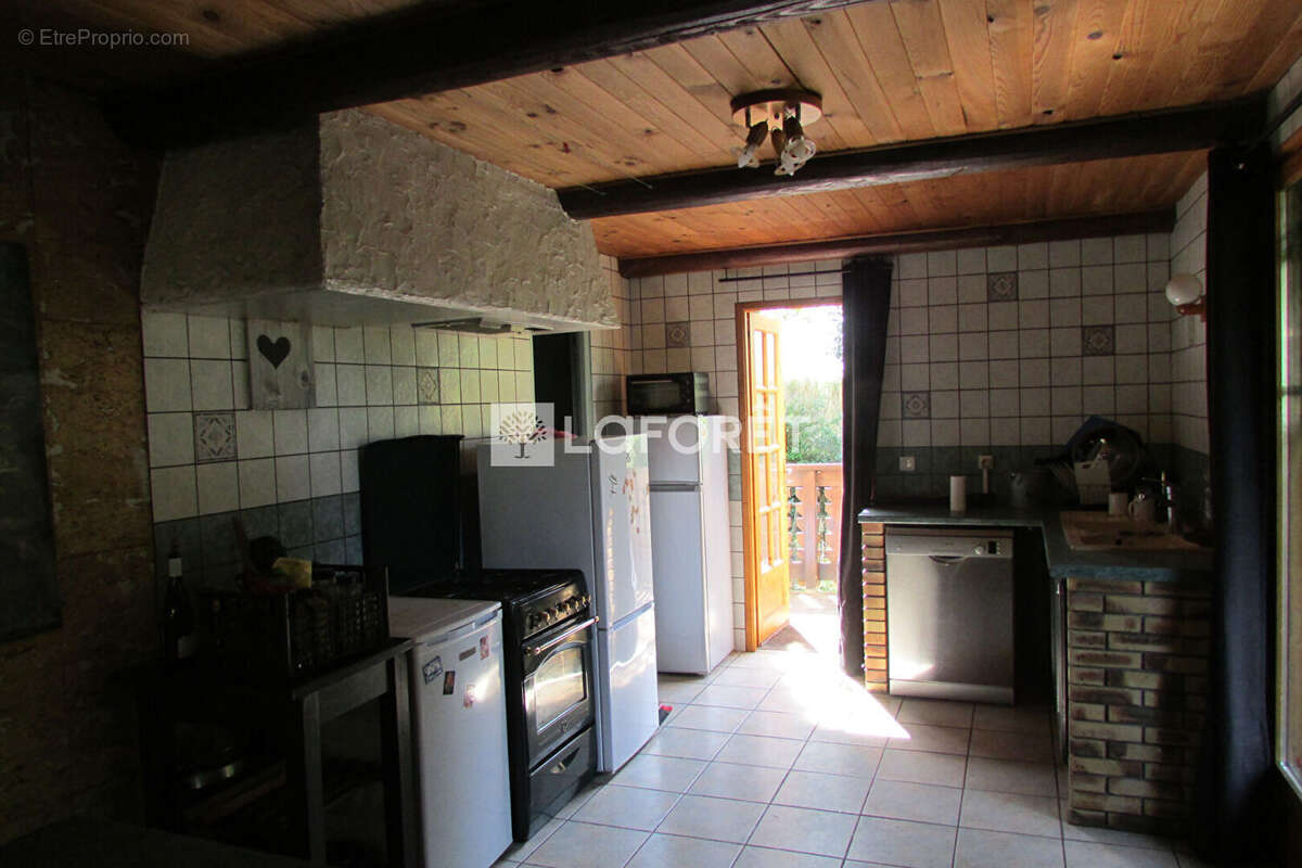 Chalet Seez 8 pièce(s) 120 m² habitable - photo 4