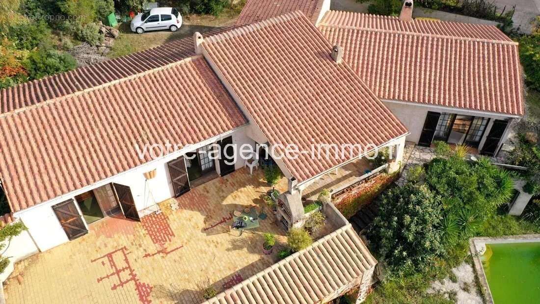 Maison à LA GAUDE