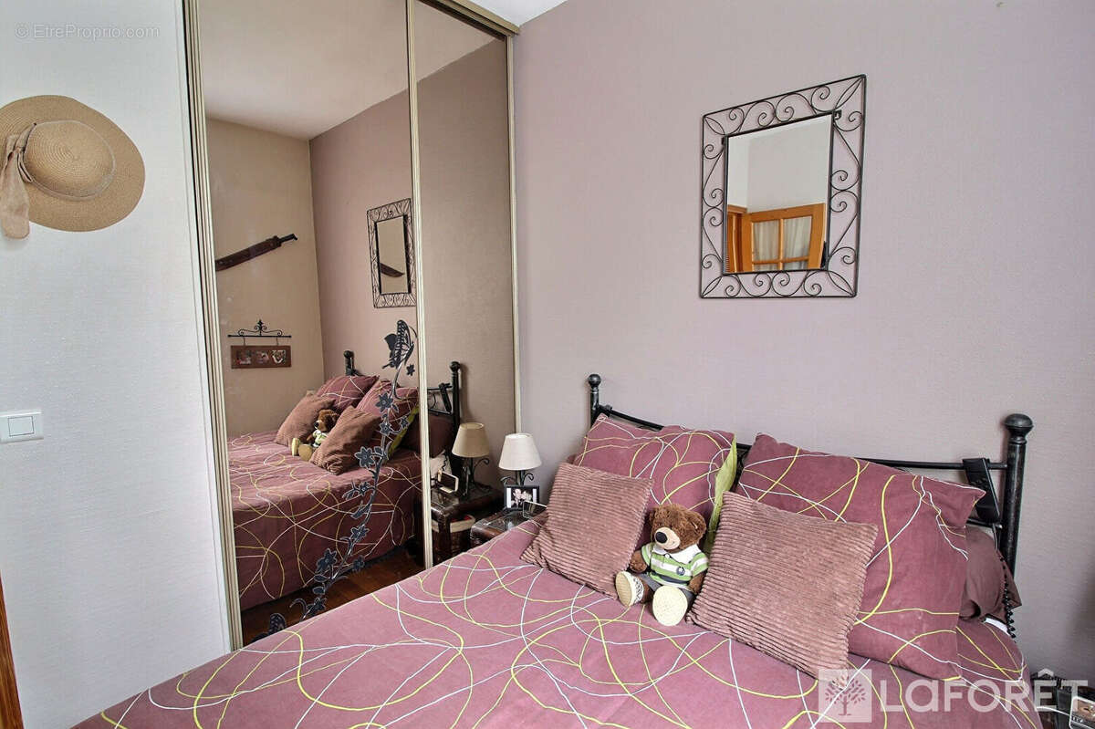 Appartement La Garenne Colombes 4 pièce(s) 67 m2 - photo 9