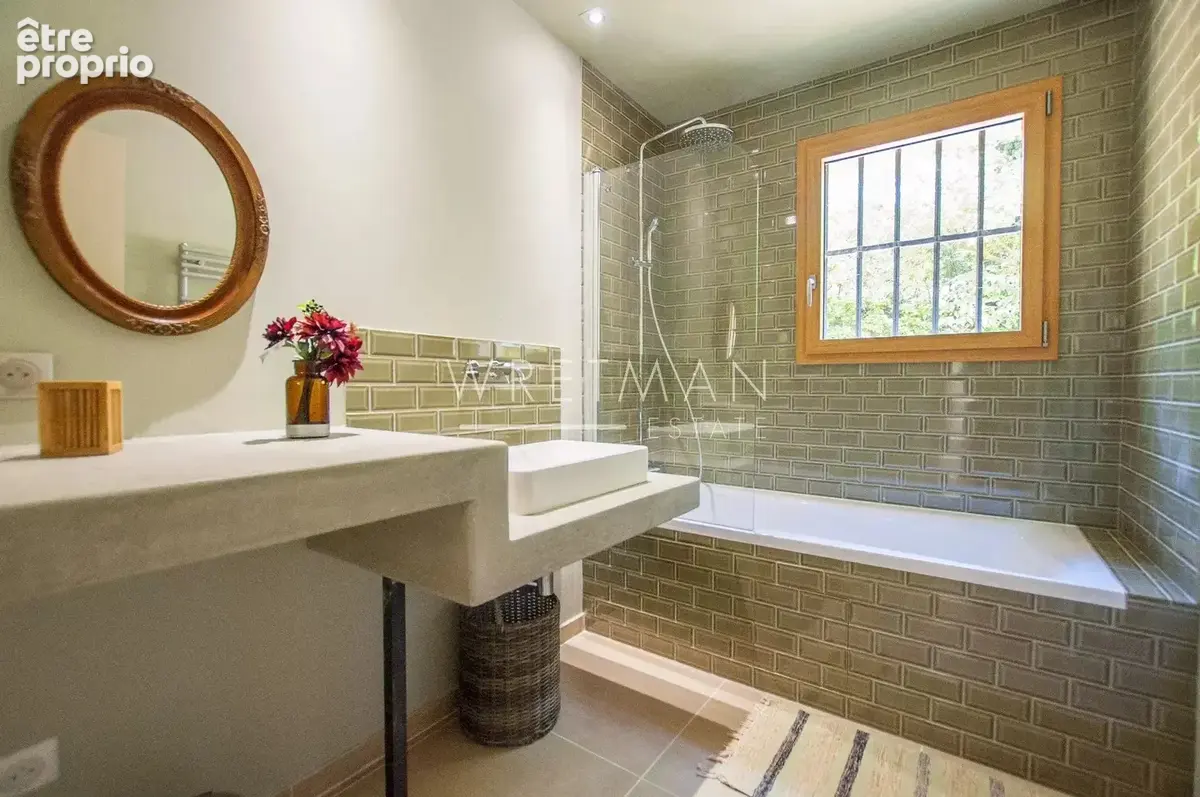 Co Exclusive À vendre près de Valbonne - Domaine de 3 logements - photo 22