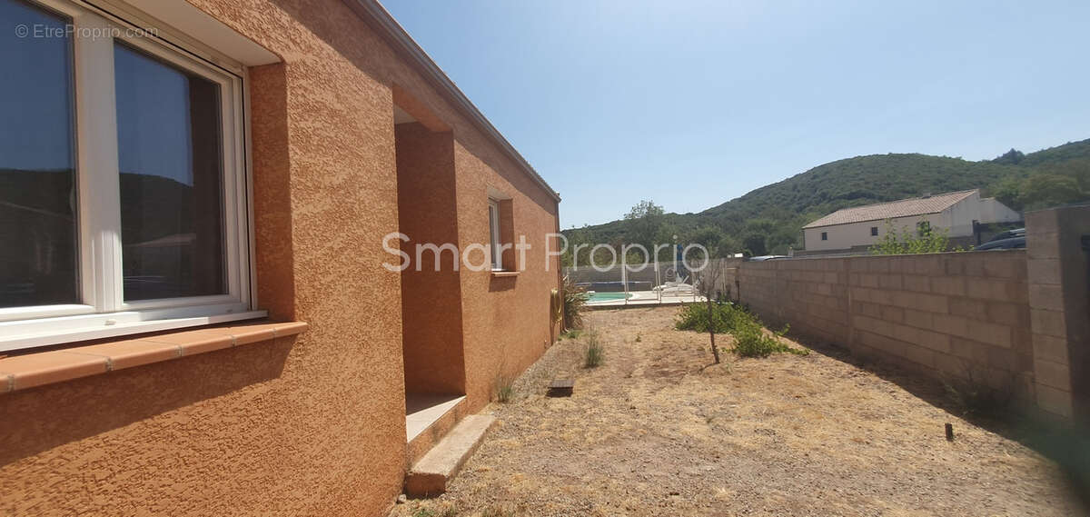 Secteur la tour sur orb- villa plain pied * 4 chambres** garage** piscine ** panneaux solaires** - photo 5