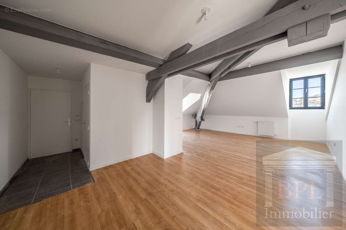 Appartement à CHAMPAGNE-SUR-SEINE