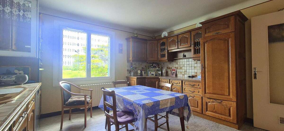 Maison 100 m² à Varennes-Saint-Sauveur  - photo 8