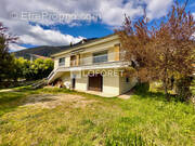 Maison à LA TRONCHE